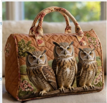 Handheld Woven Travel Bag