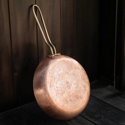 Handmade copper alloy frying pan / flat pan