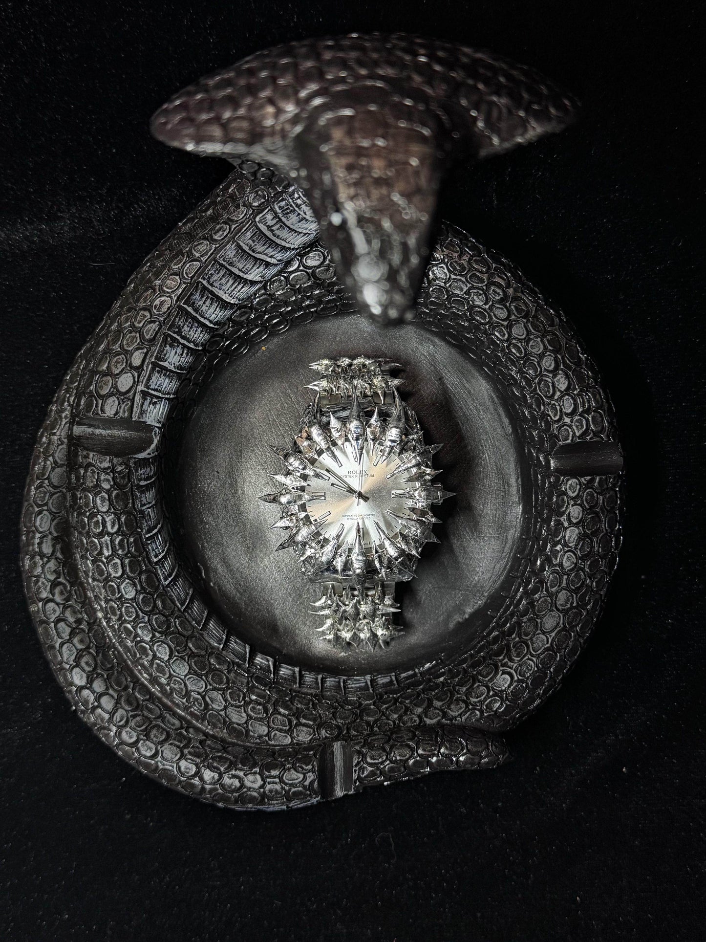 Handmade Dragon Scale Spike Mechanical Watch