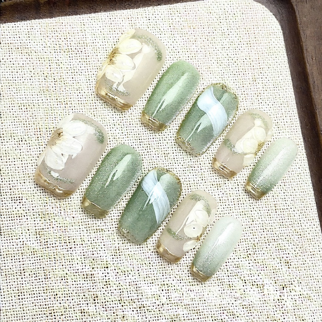 Handmade Floral Cat Eye Wearable Nails