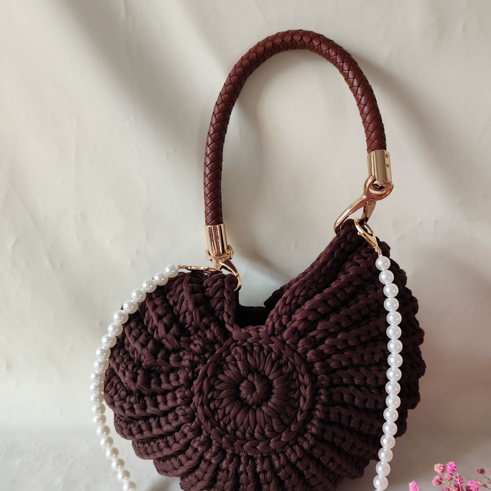 Handwoven Pearl Chain Shell Satchel