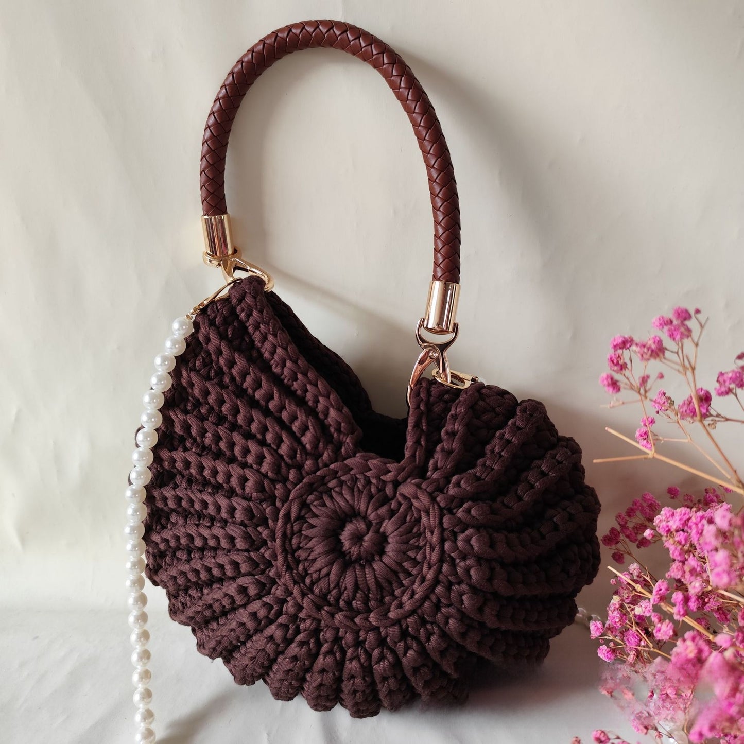 Handwoven Pearl Chain Shell Satchel