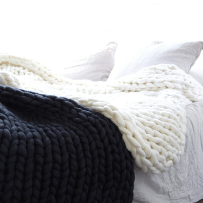 Handwoven Polyester Knit Throw Blanket