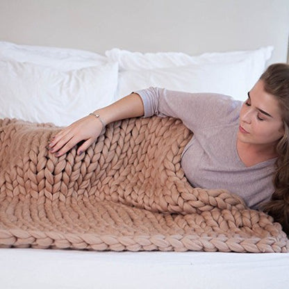 Handwoven Polyester Knit Throw Blanket