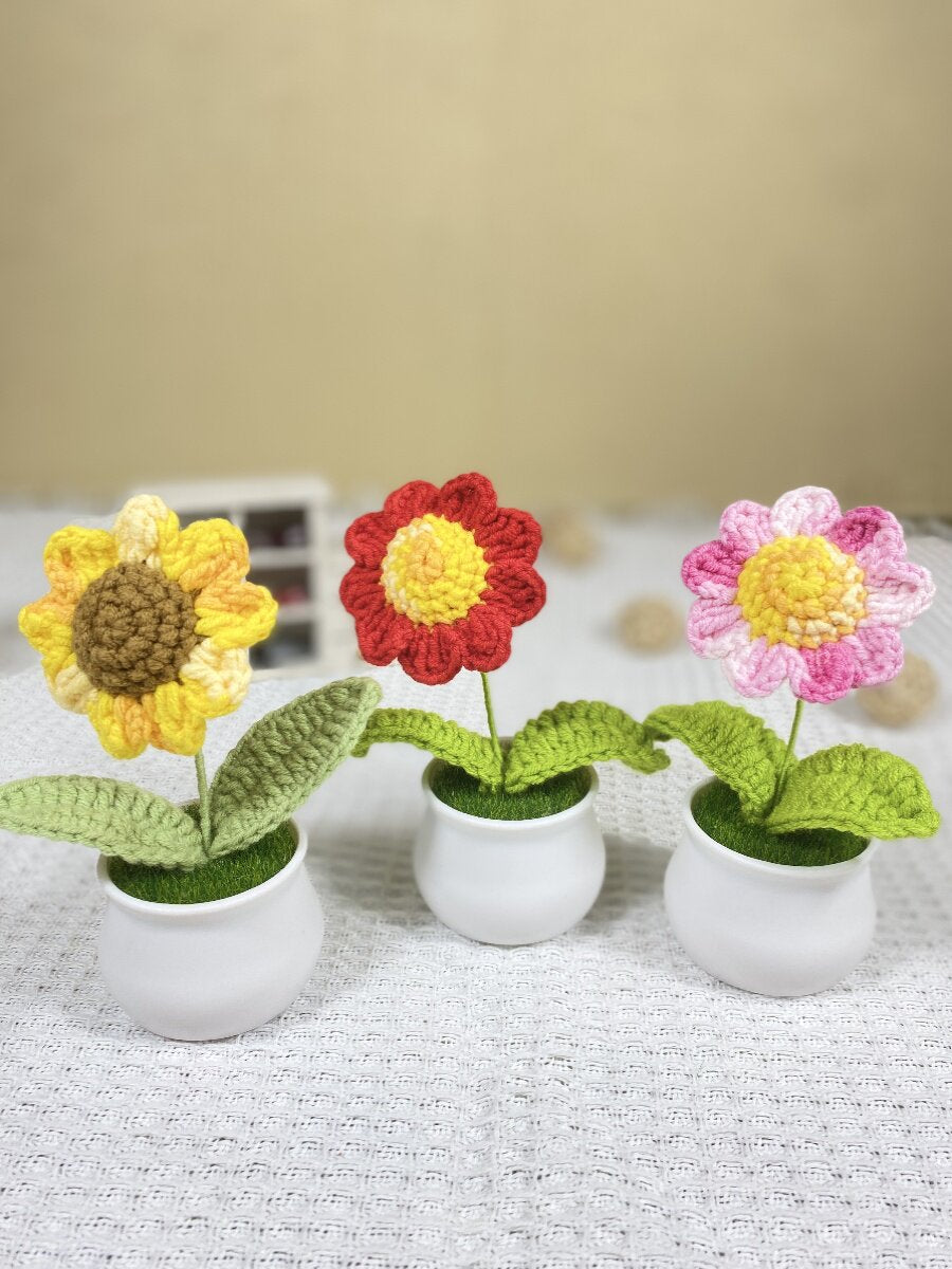 Handwoven Yarn Flower Potted Decor