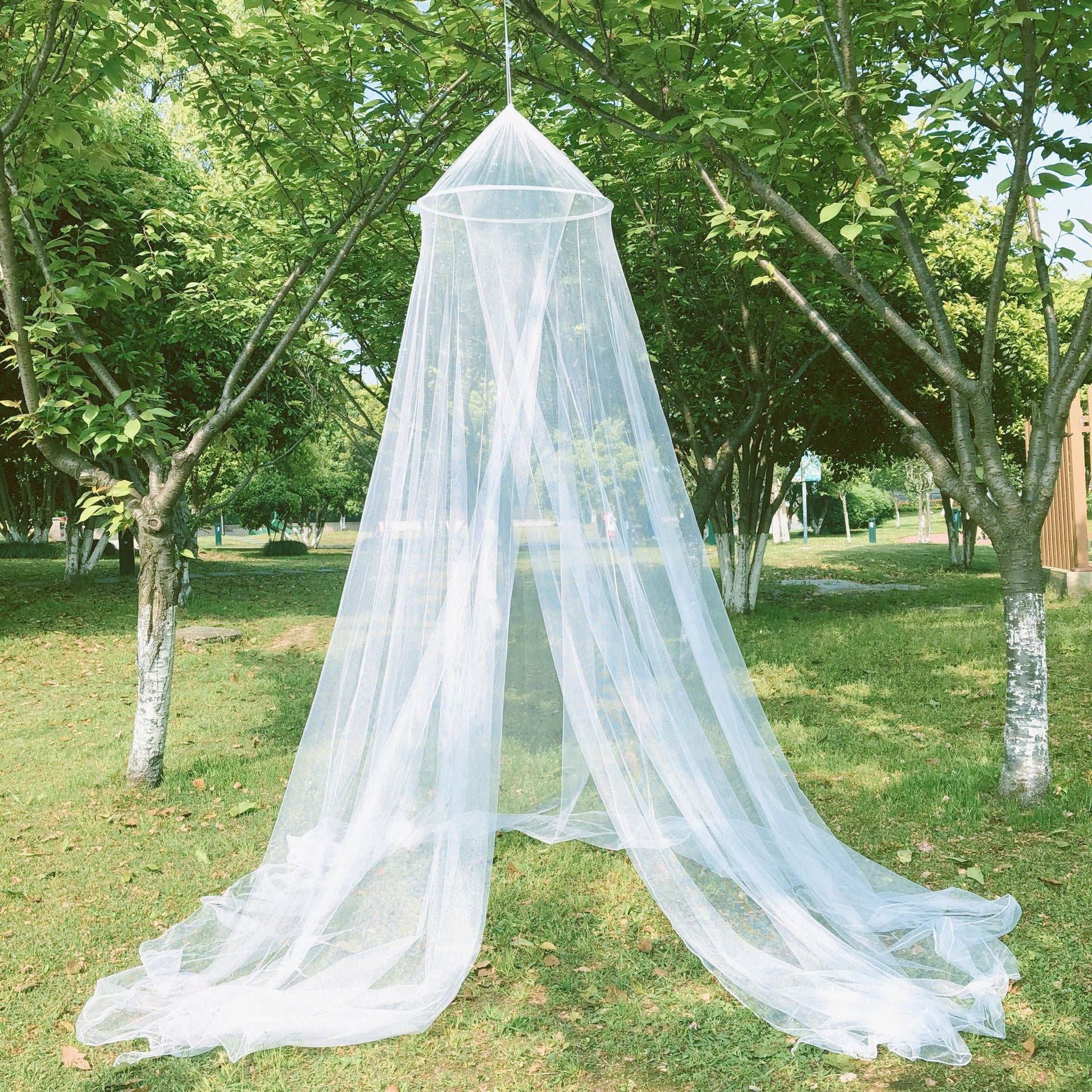Hang a round tent canopy