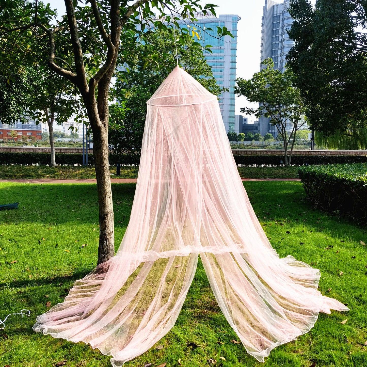 Hang a round tent canopy