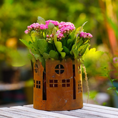 Hanging flower pot