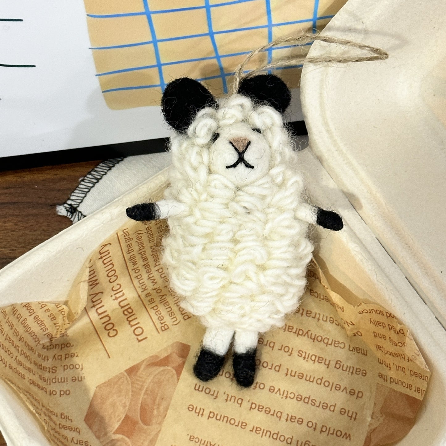 Hanging keychain
