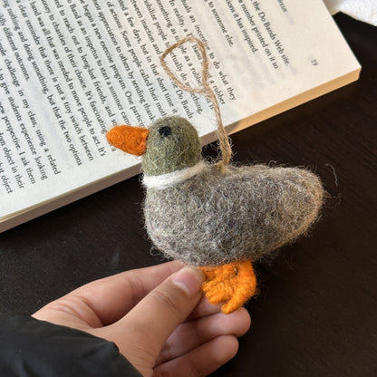 Hanging keychain