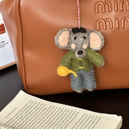 Hanging keychain