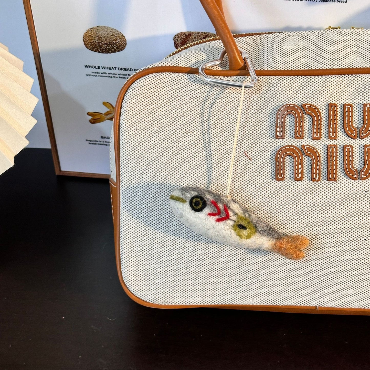 Hanging keychain