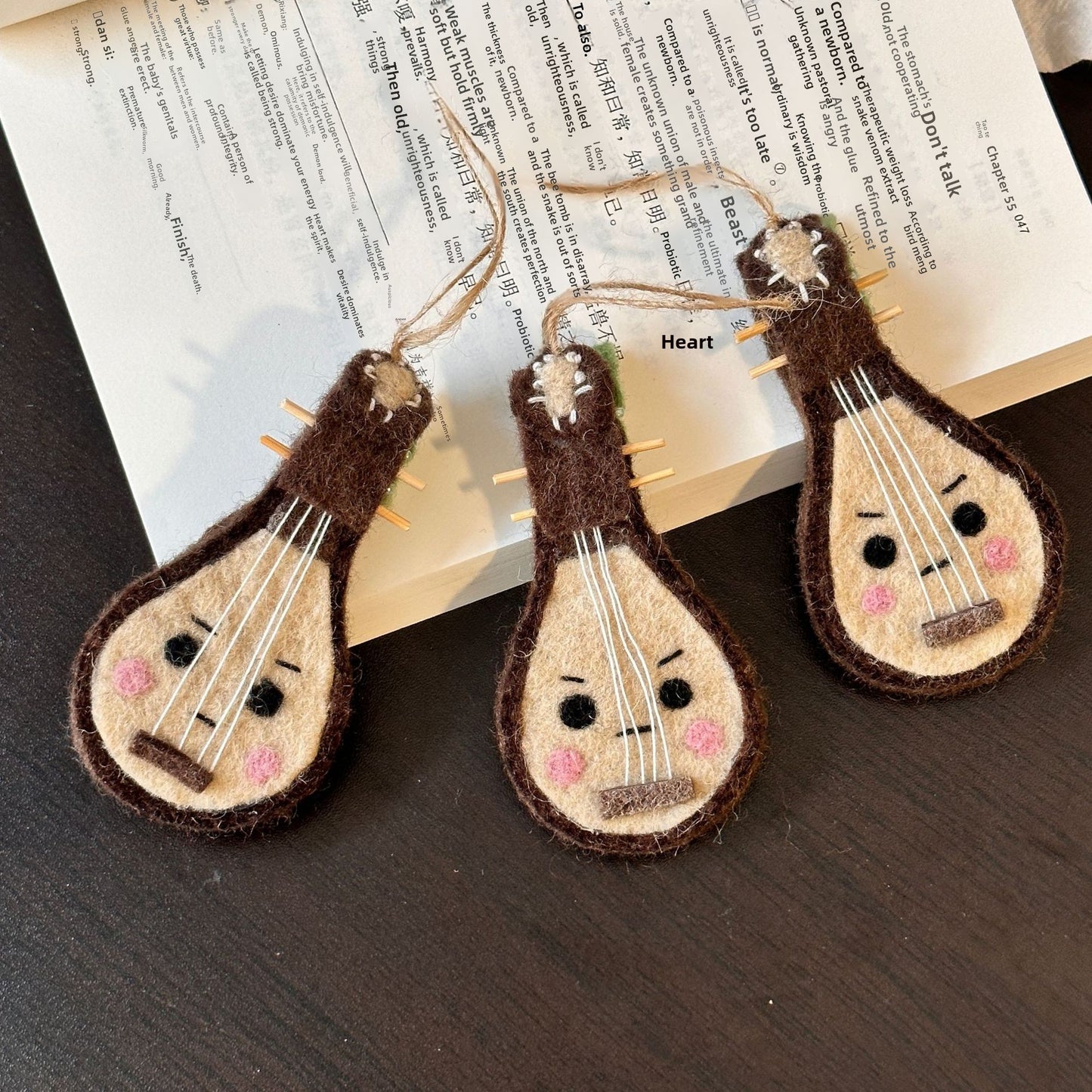 Hanging keychain