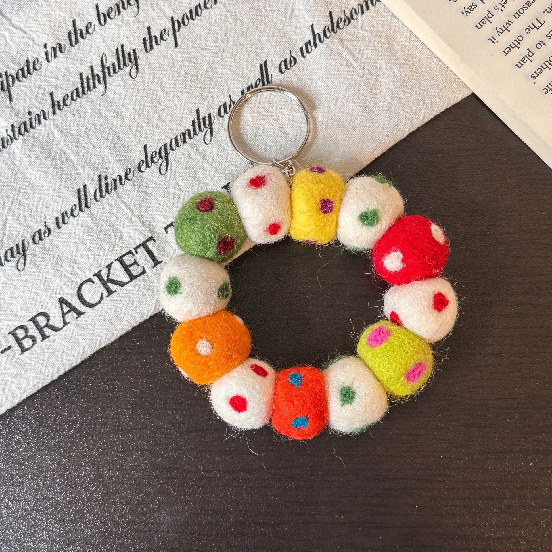 Hanging keychain