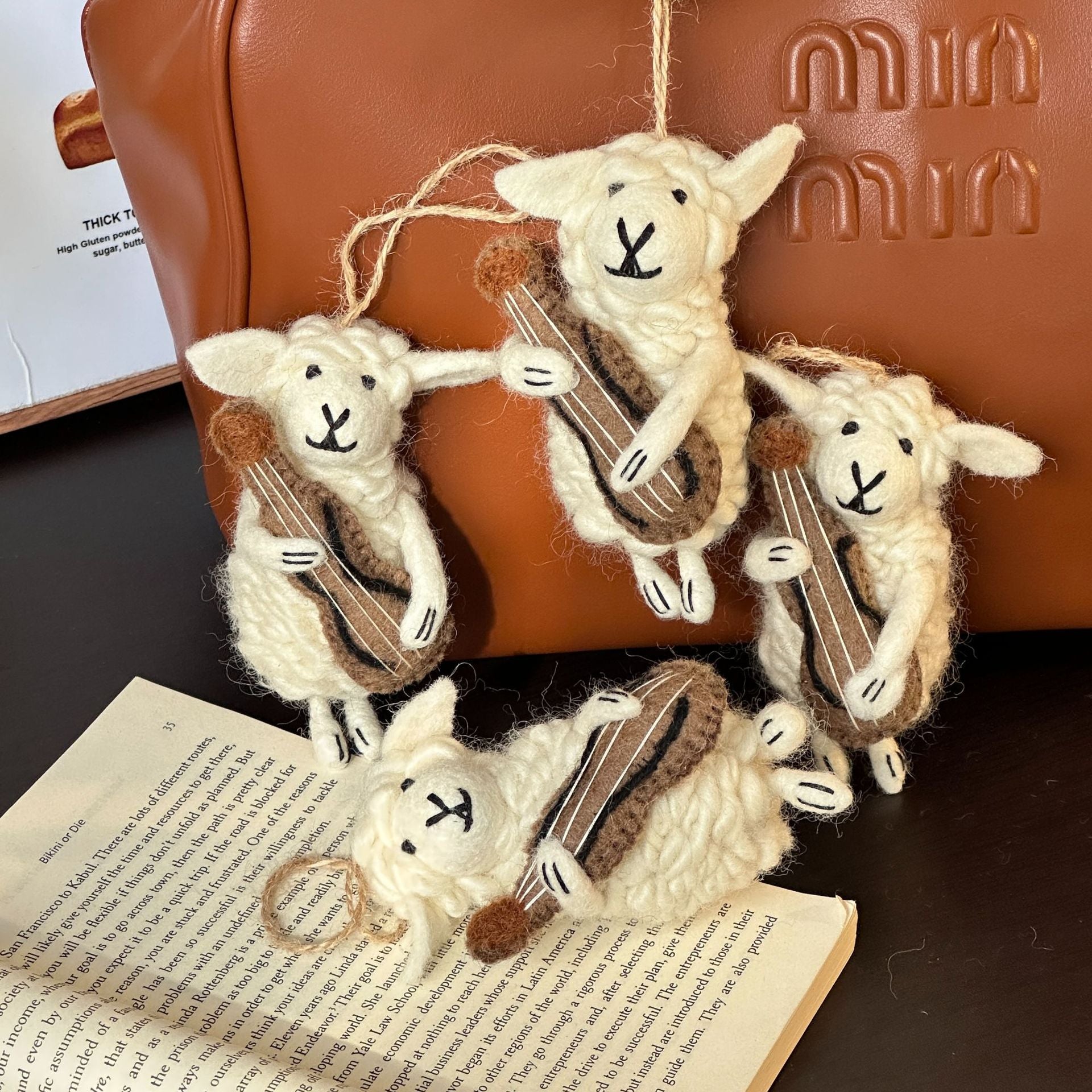Hanging keychain