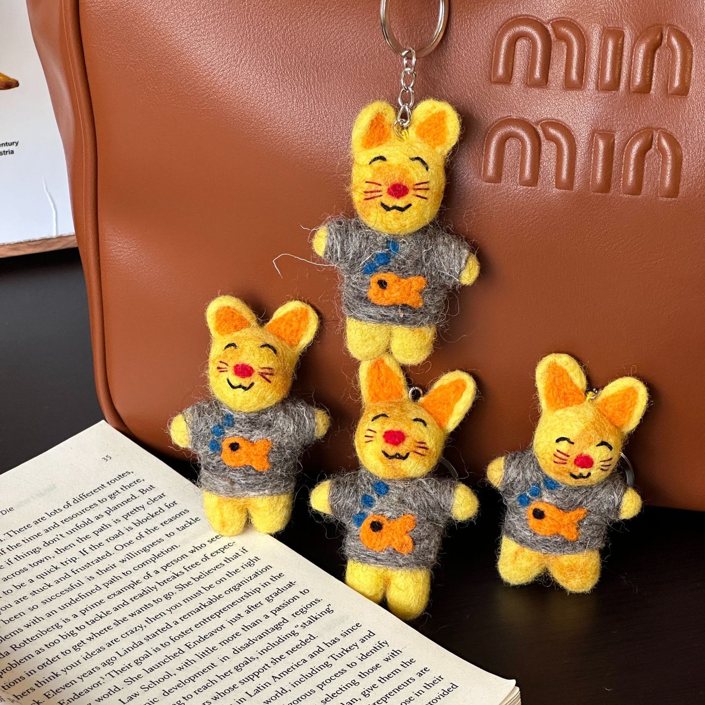 Hanging keychain