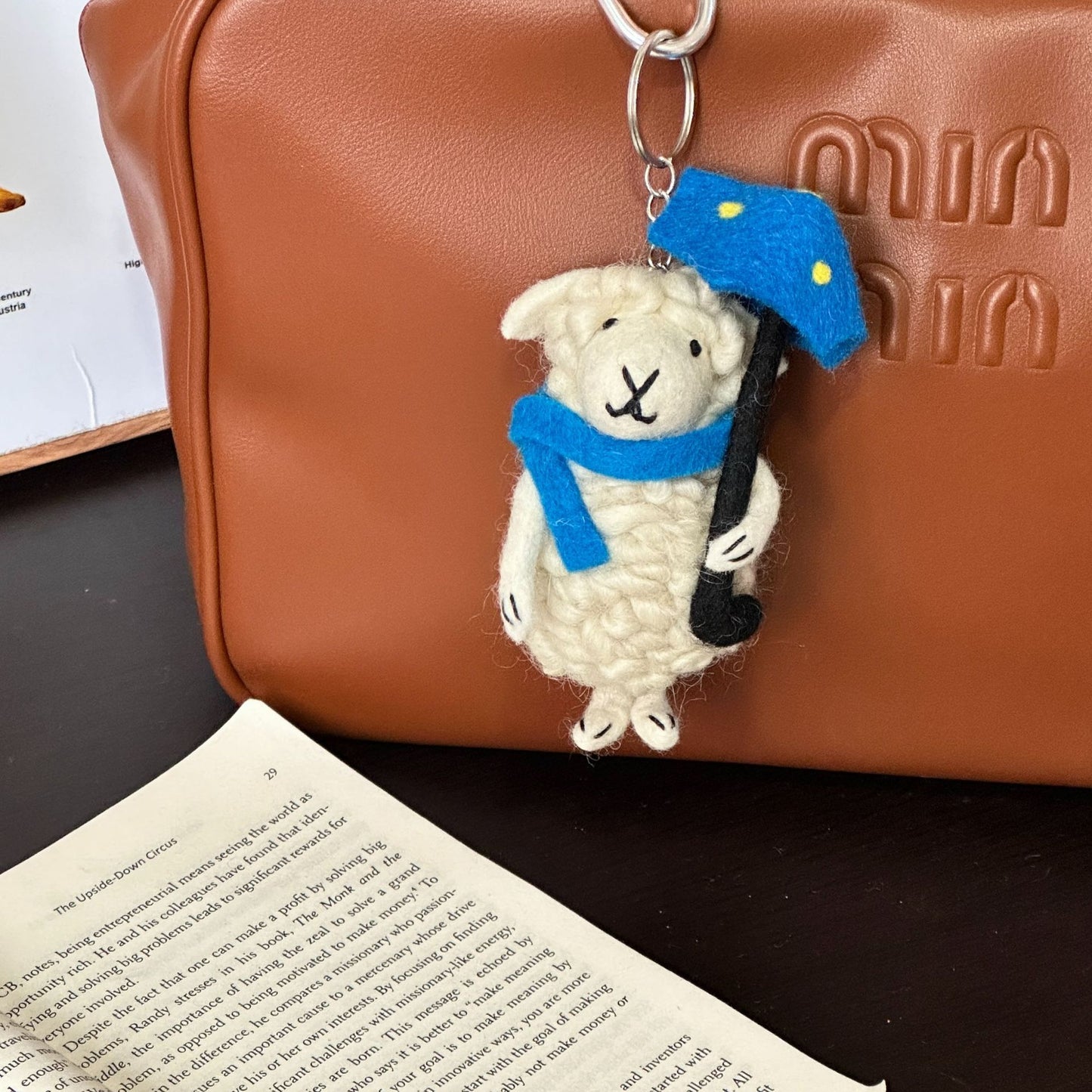 Hanging keychain