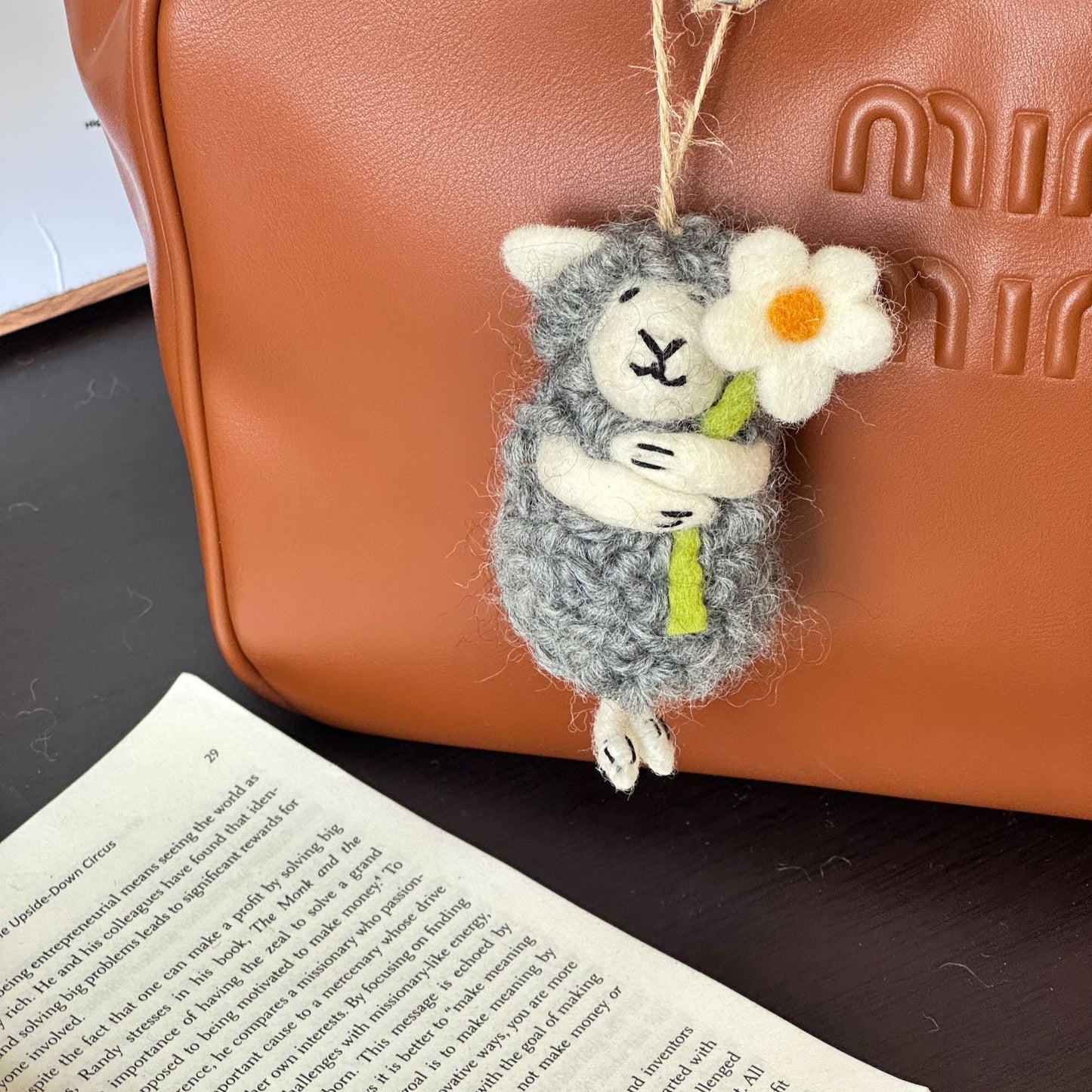 Hanging keychain