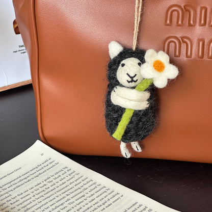 Hanging keychain