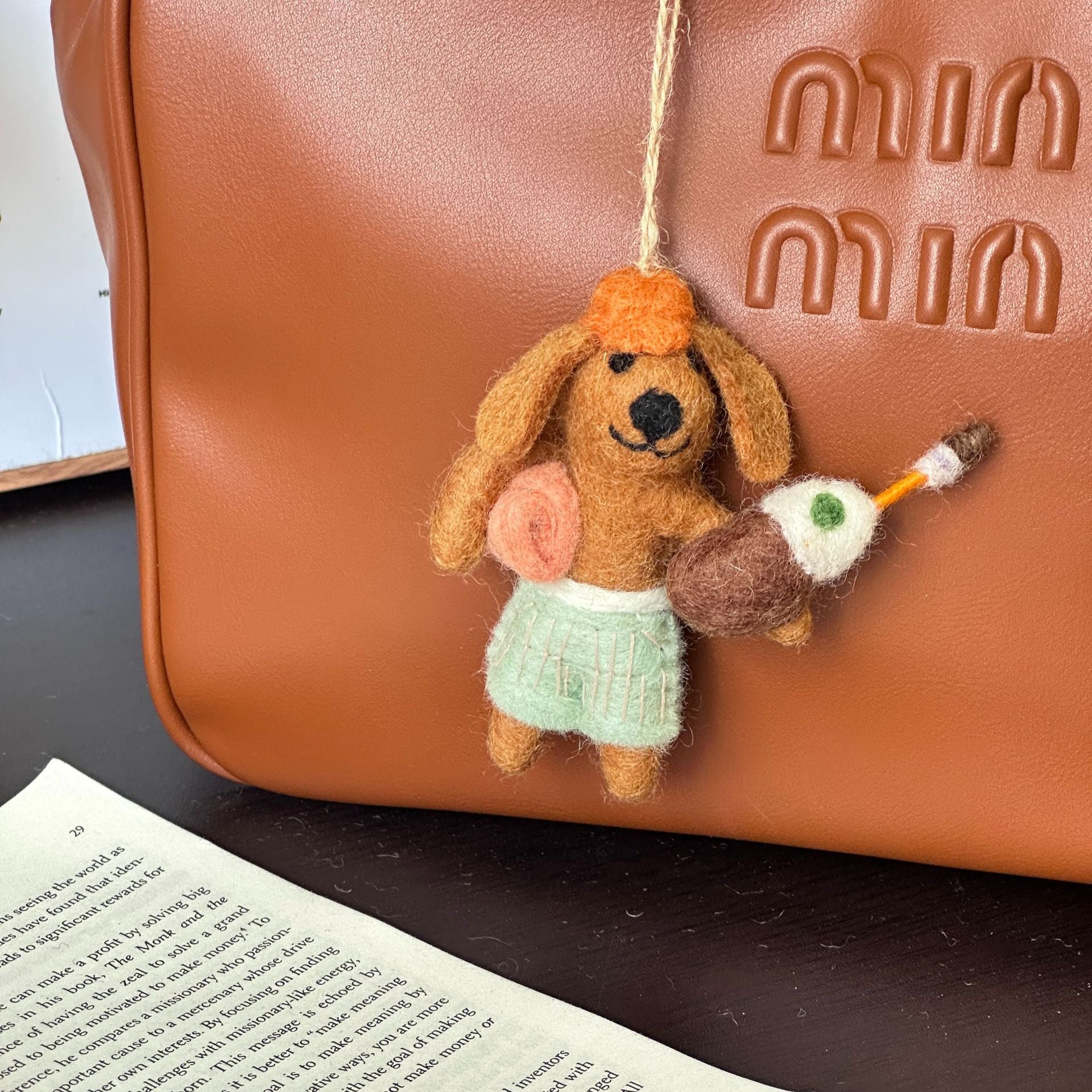 Hanging keychain