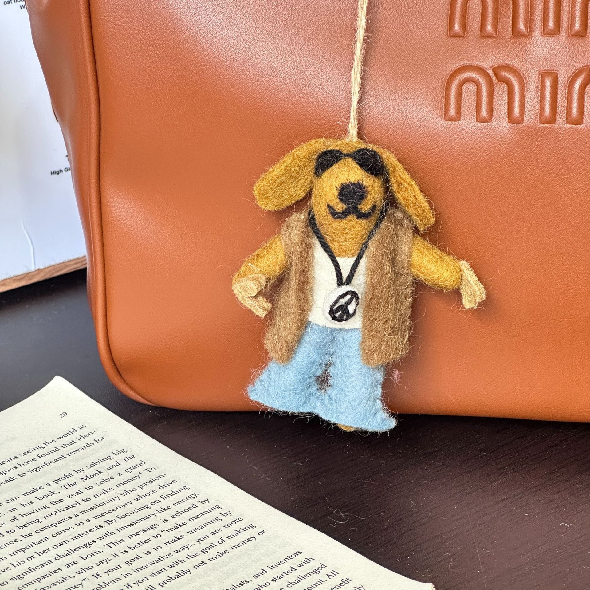Hanging keychain