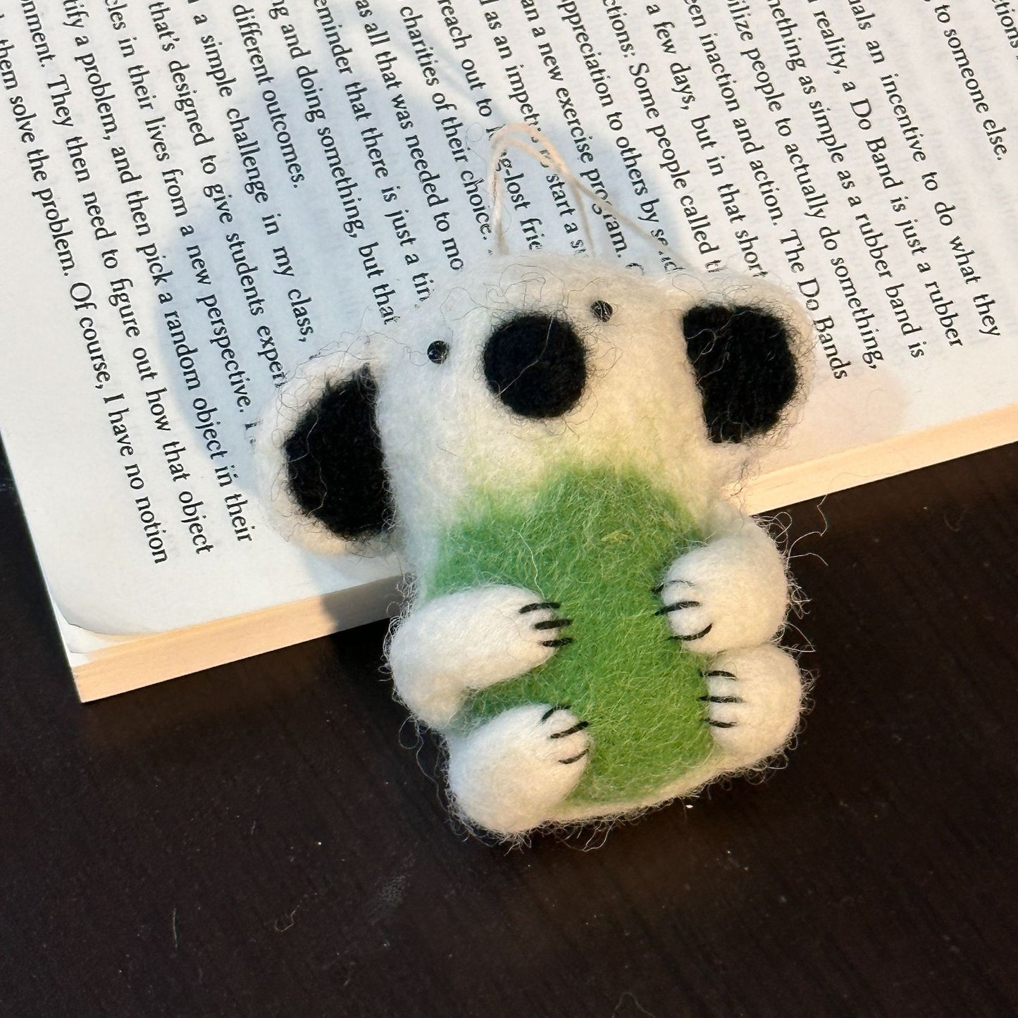 Hanging keychain