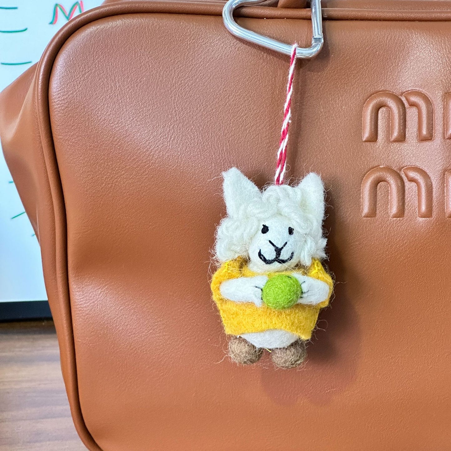 Hanging keychain