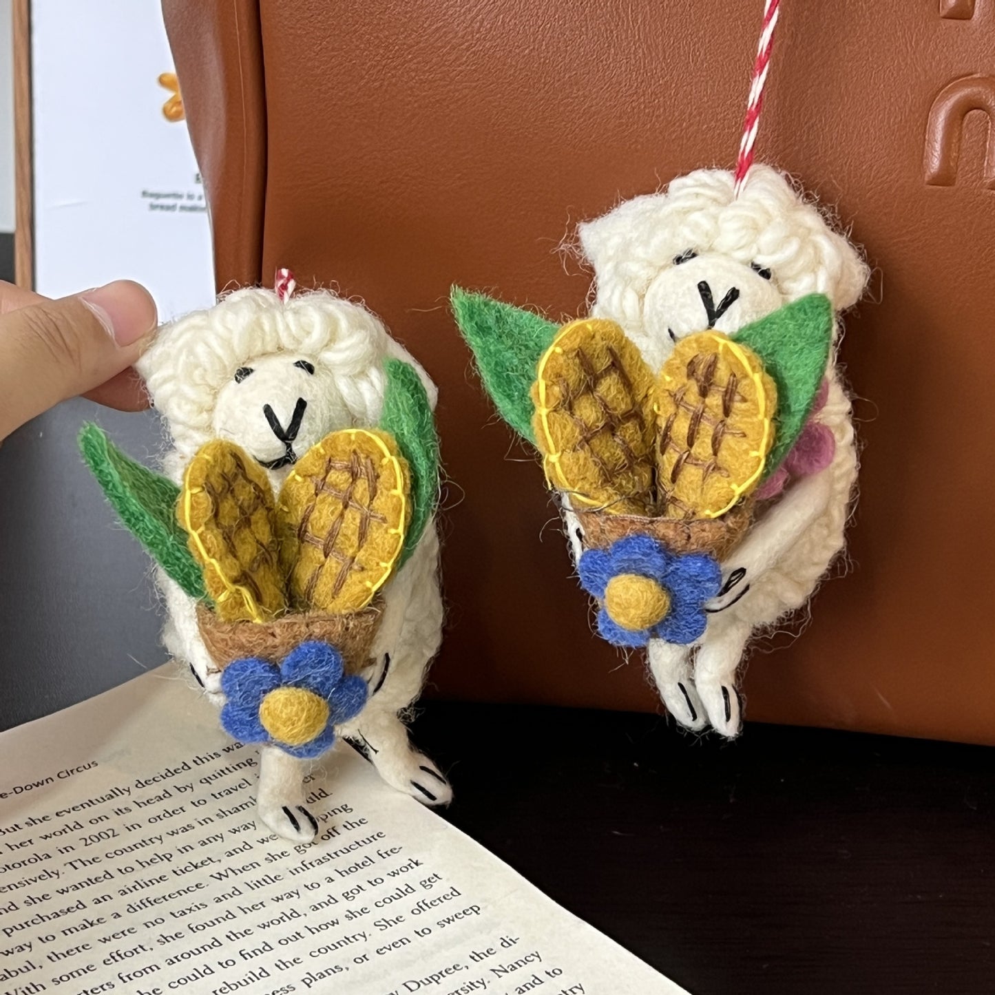 Hanging keychain