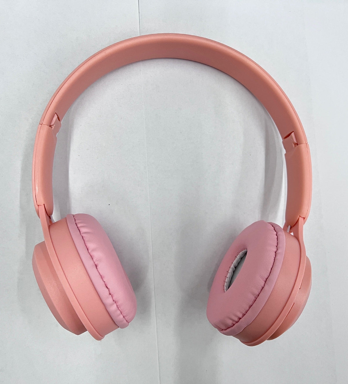 Head-mounted folding Bluetooth headphones