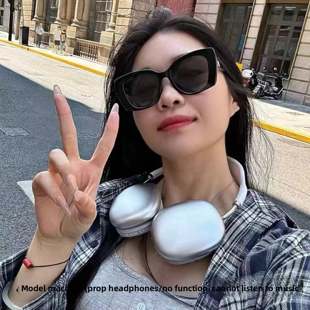 Headphone
