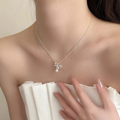 Heart Pearl Necklace