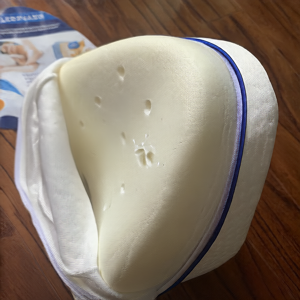 Heart Shape Memory Foam Leg Pillow