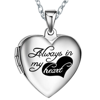 Heart-shaped charm pendant necklace