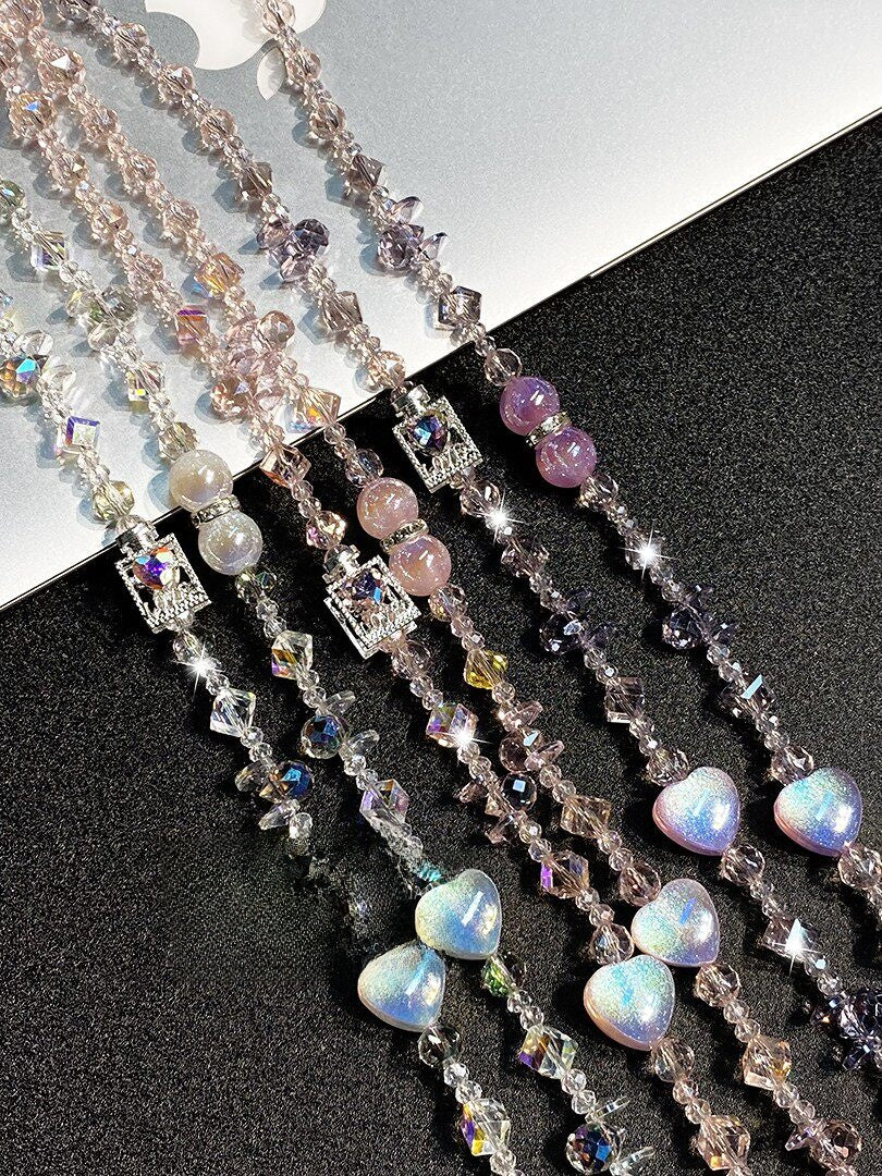 Heart-shaped crystal crossbody phone case chain