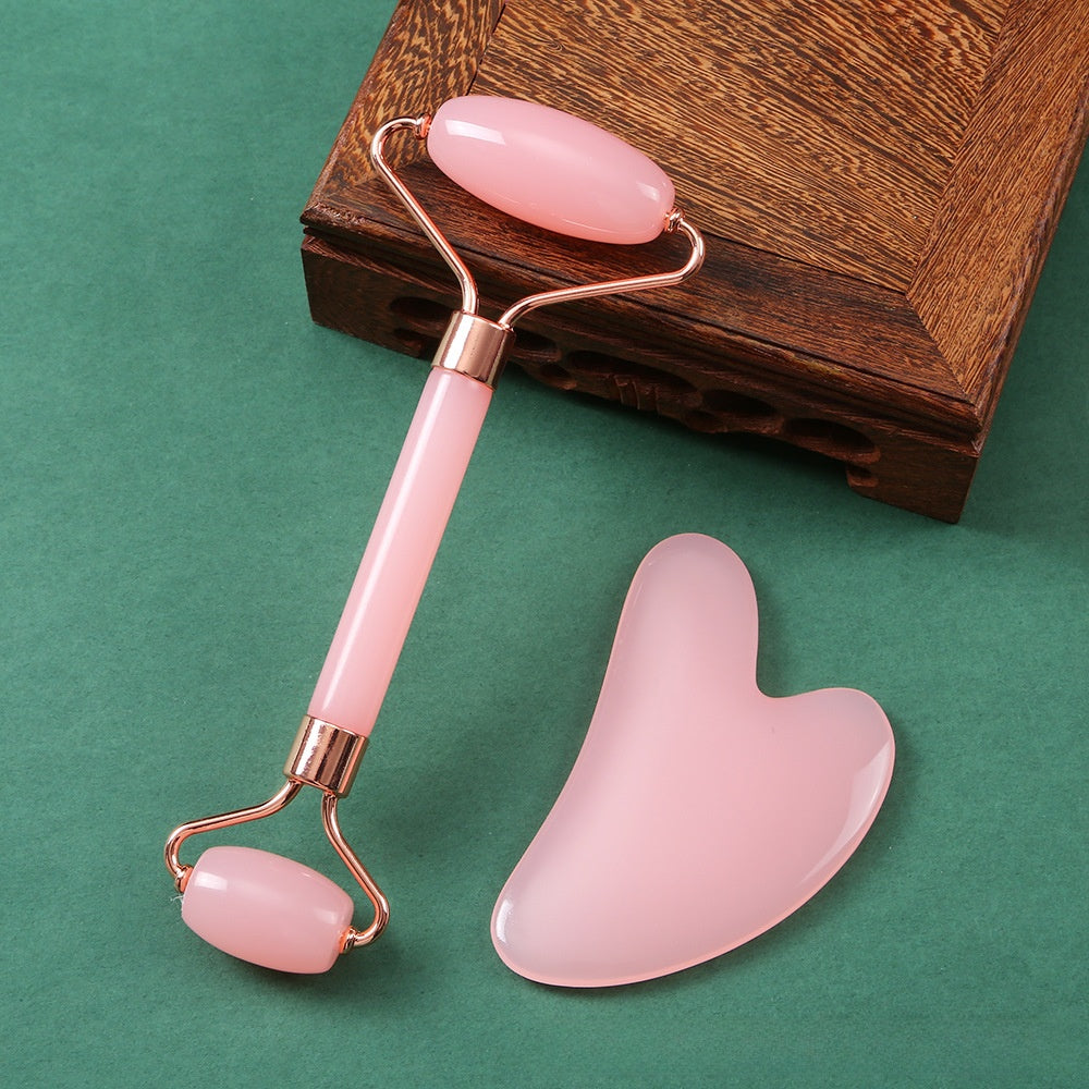 Heart-shaped crystal roller massage pad