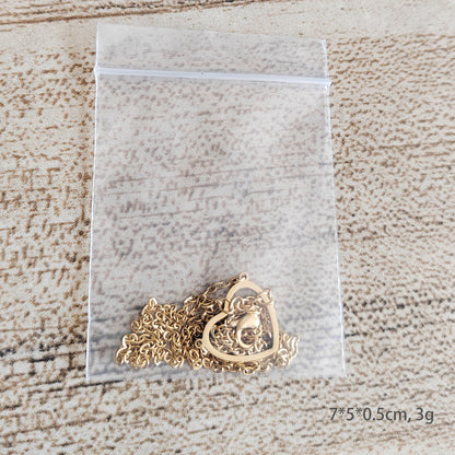 Heart-shaped necklace