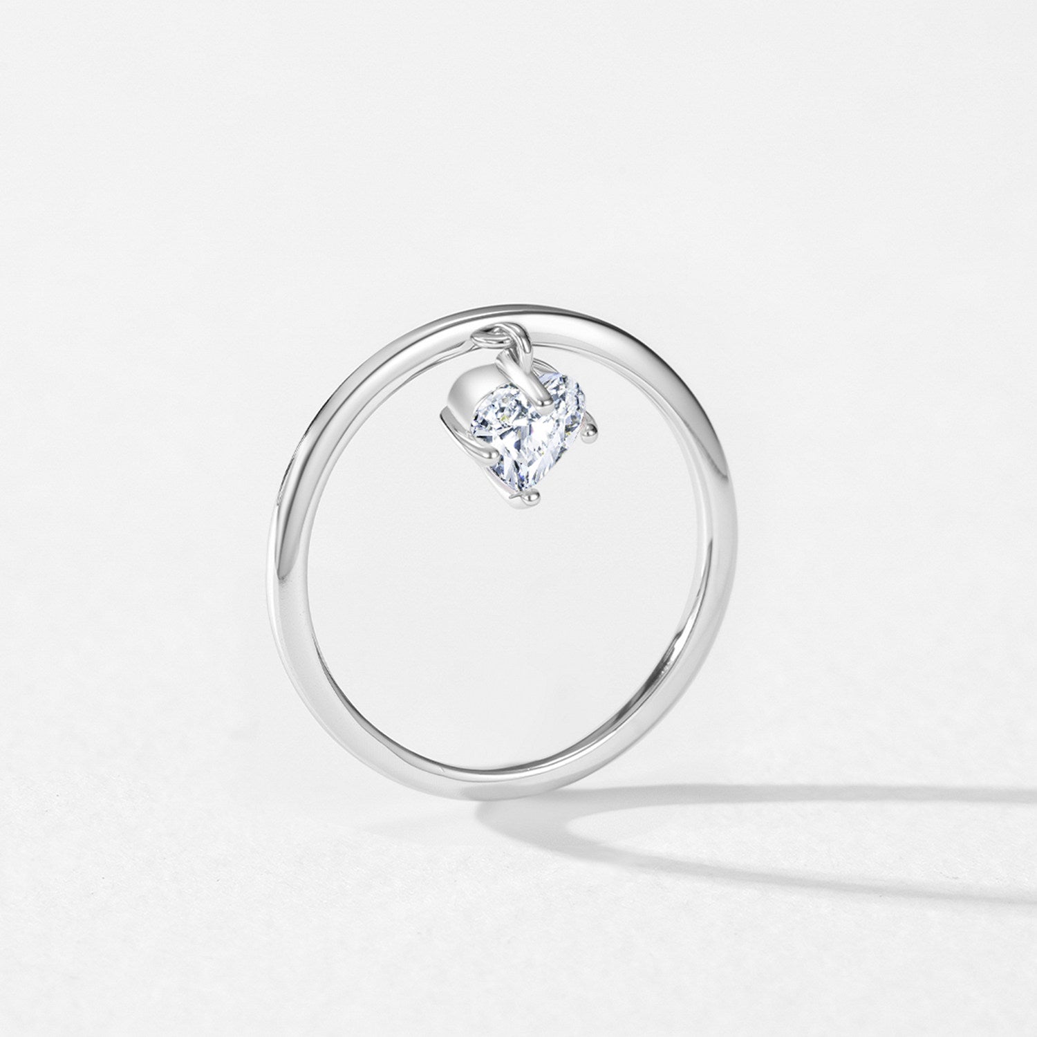 Heart-Shaped Pendant Ring with Sparkling Diamonds for Women