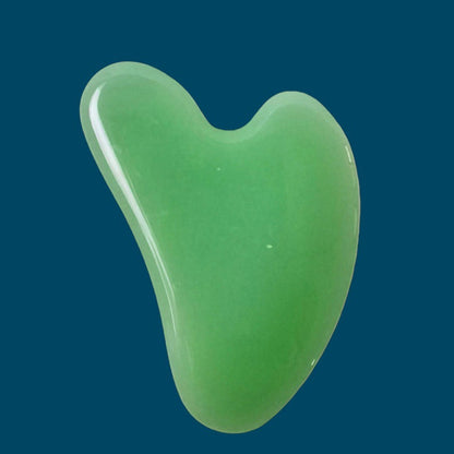 Heart-shaped scraping board