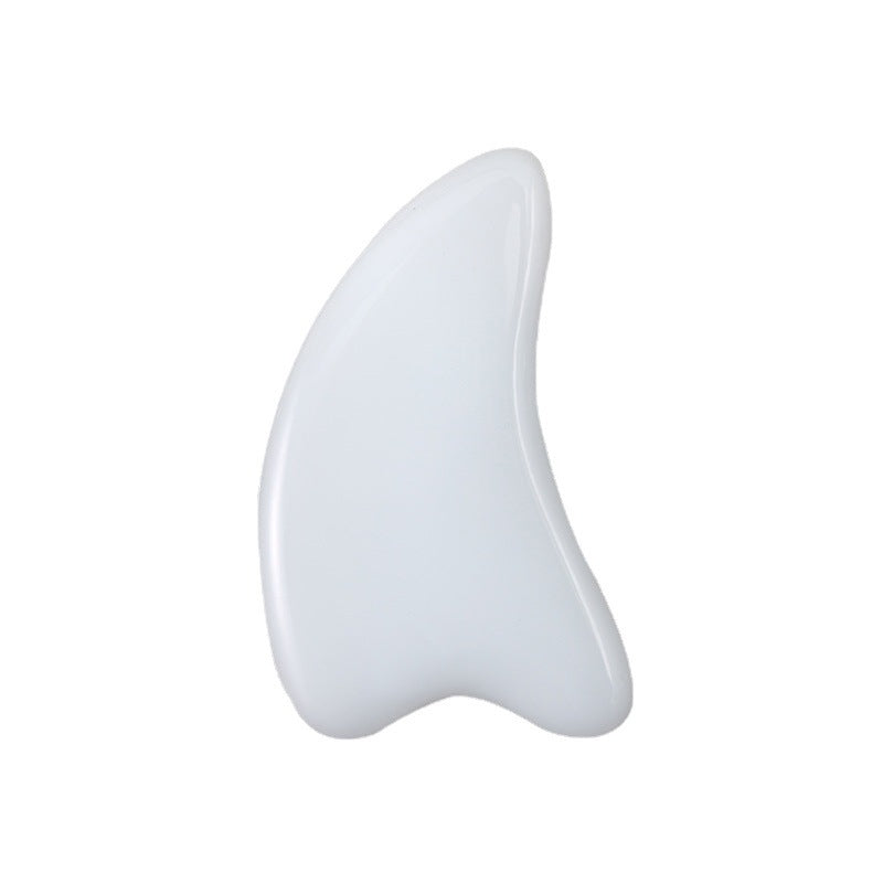 Heart-shaped scraping board