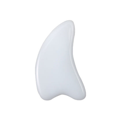 Heart-shaped scraping board