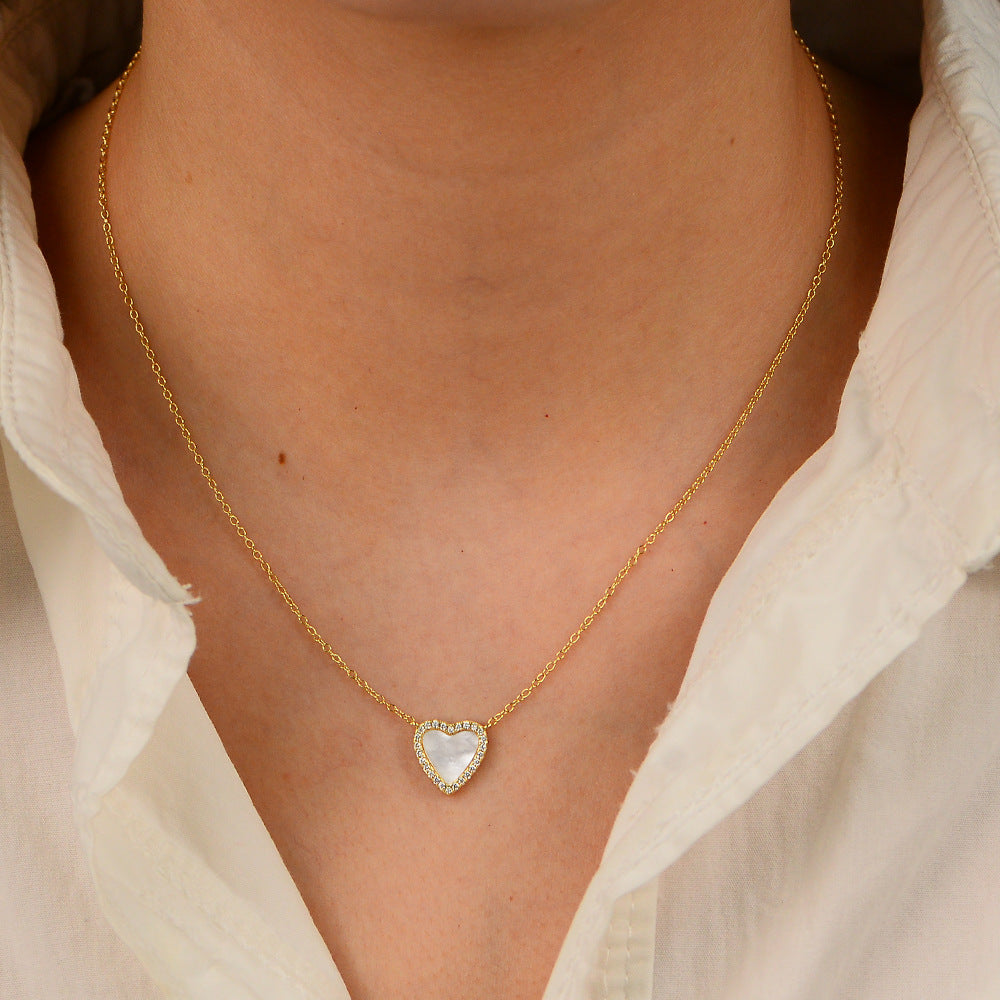 Heart Shell Pendant Necklace
