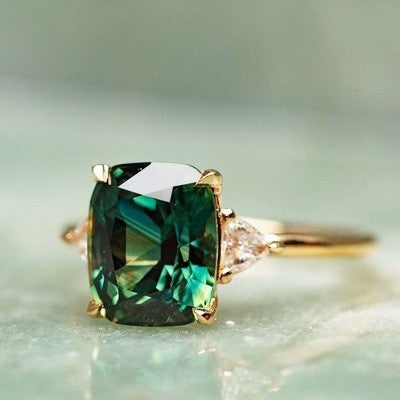 HFour-Claw Ring