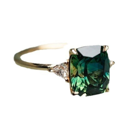 HFour-Claw Ring