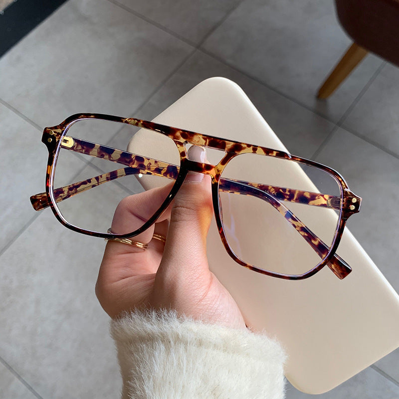 High-definition blue-light-blocking plain glasses suitable for bare-faced wear