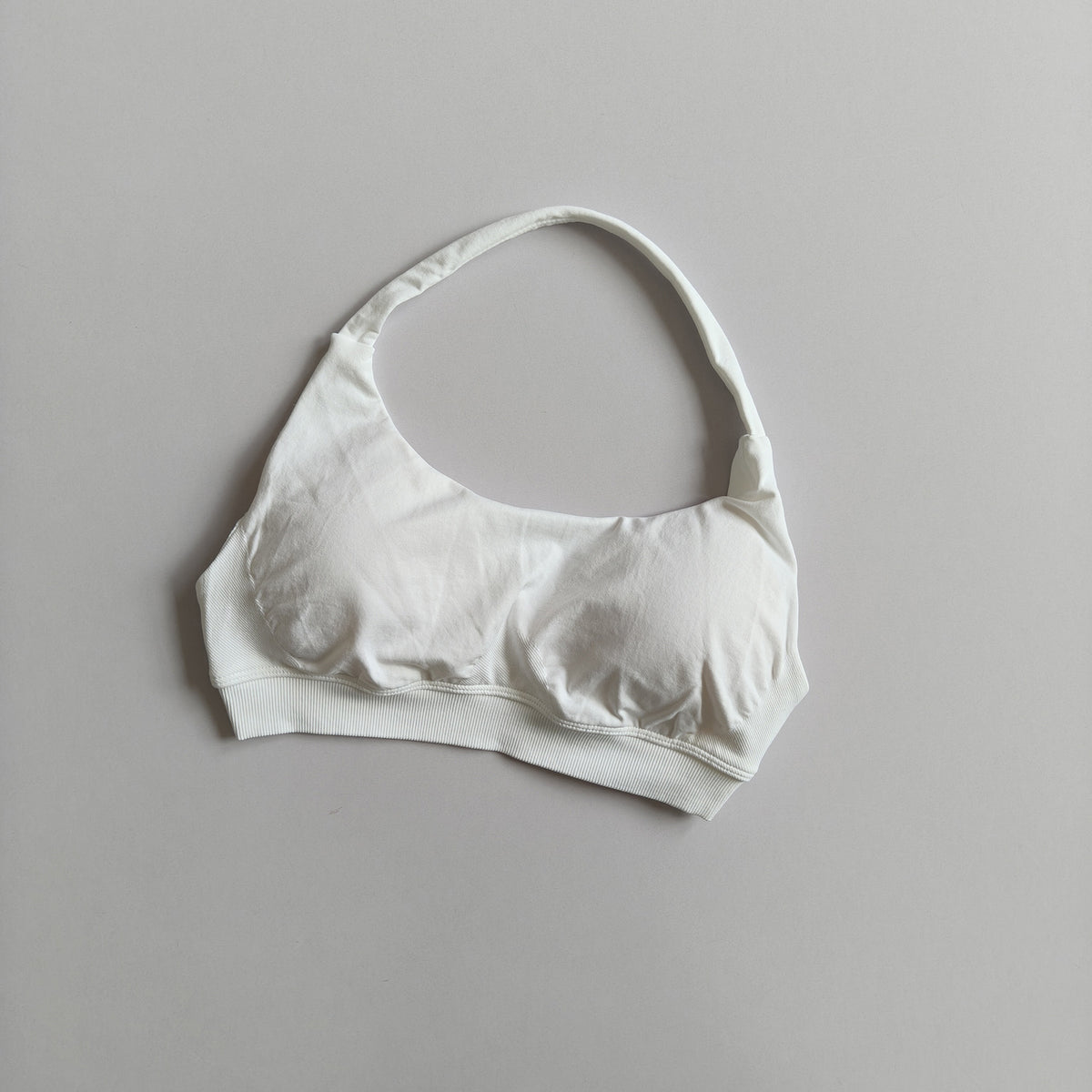 High-Elastic Halter Sports Bra with Removable Pads