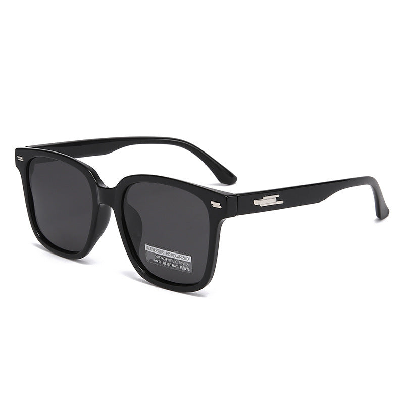 High-end anti-ultraviolet polarizing filter