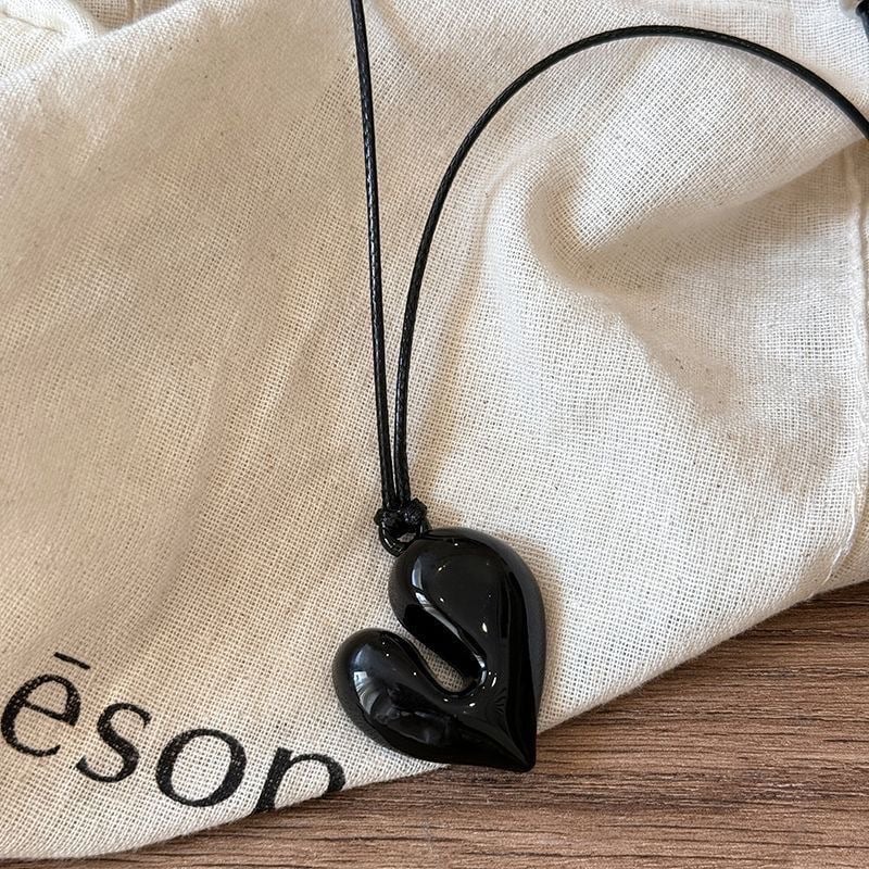 High-end black rope neckband pendant