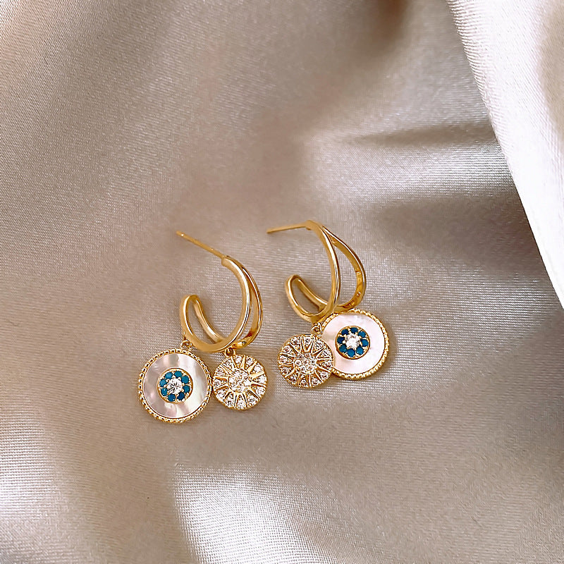High-end earrings