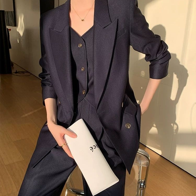 High-End Suit Suit