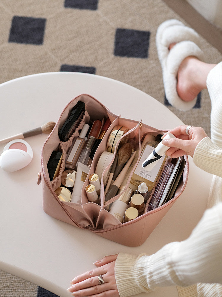 High-end travel toiletry bag